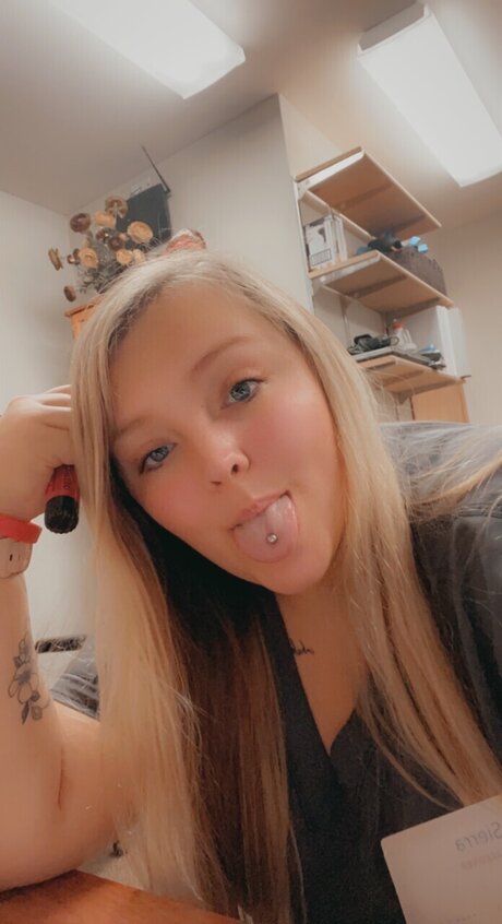 Naken läckt OnlyFans-bild av Sierra Brandenburg