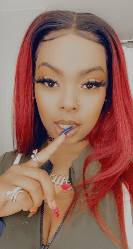 Naken lekkede OnlyFans-bilde av Candy