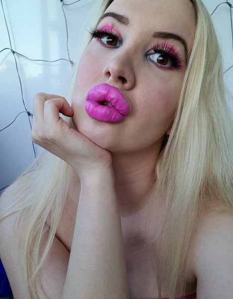 Vivianroseofficial