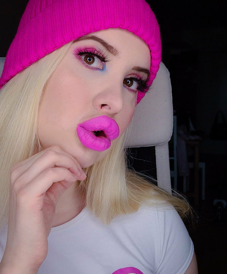 Nahá fotka uniklých OnlyFans od Vivianroseofficial