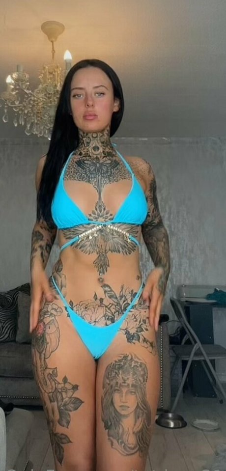 Naken lekkede OnlyFans-bilde av Tatiana21