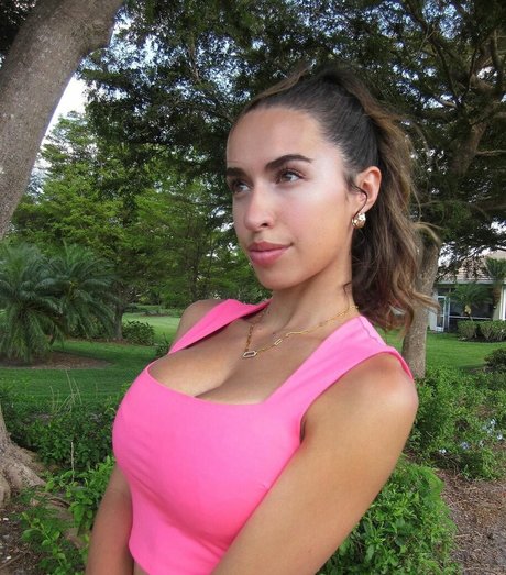 Jasmin Glover