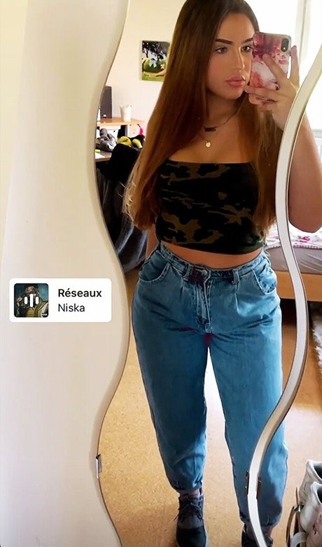 Naken lekkede OnlyFans-bilde av Fiona Schramm