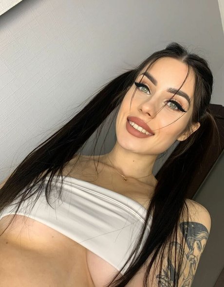 Naken läckt OnlyFans-bild av Nicolettatop