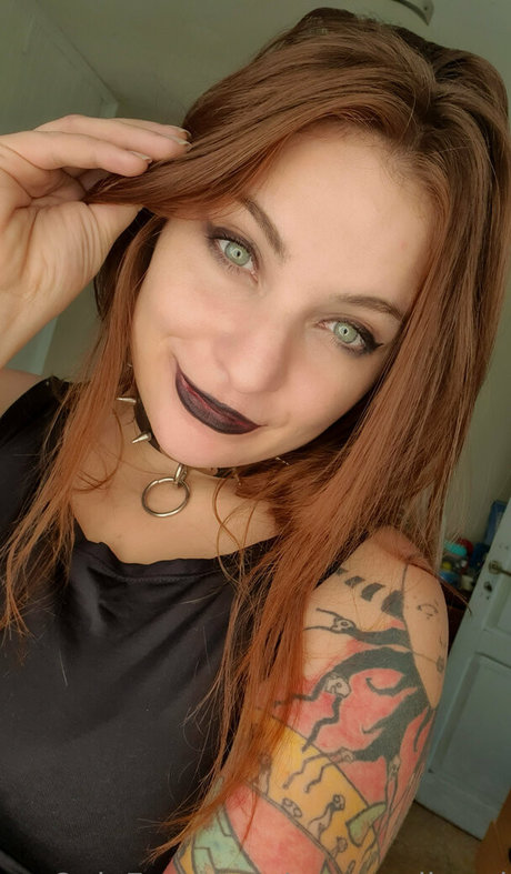 Goat.redhead