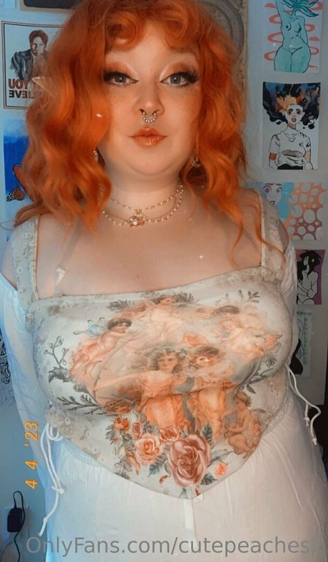 Cutepeaches2