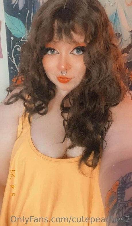 Cutepeaches2
