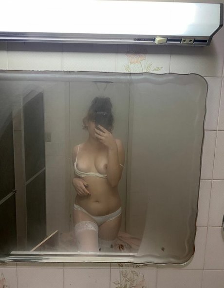 Naken läckt OnlyFans-bild av Sweetlahna