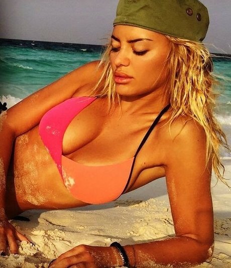 Elena Morali