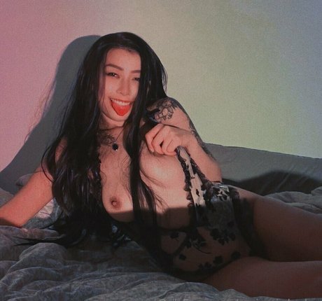 Maimaiwhyder  nude leaked OnlyFans photo