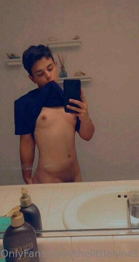 Thelittlelynx11  nude leaked OnlyFans photo