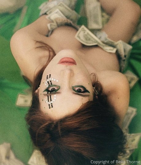 Bella Thorne