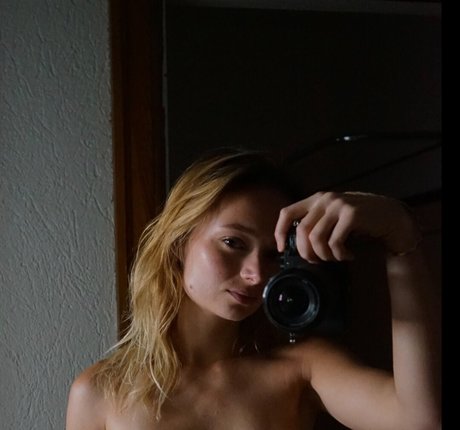 Naken lekkede OnlyFans-bilde av Magsatnight