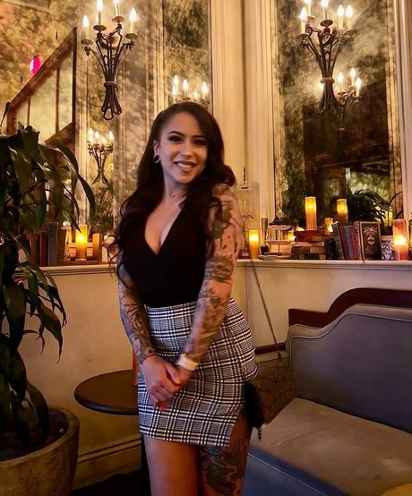Meghanelle
