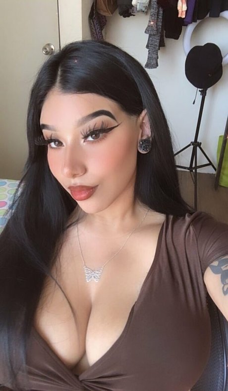 Fernanda V