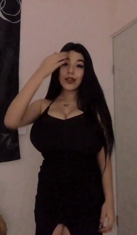 Fernanda V