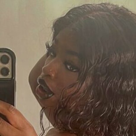 Nahá fotka uniklých OnlyFans od Mayhashira