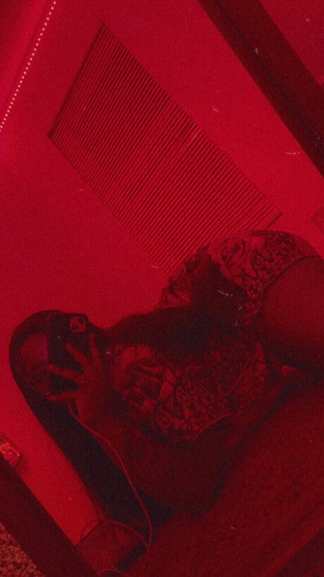 Naken lekkede OnlyFans-bilde av Miss Fine Ass 