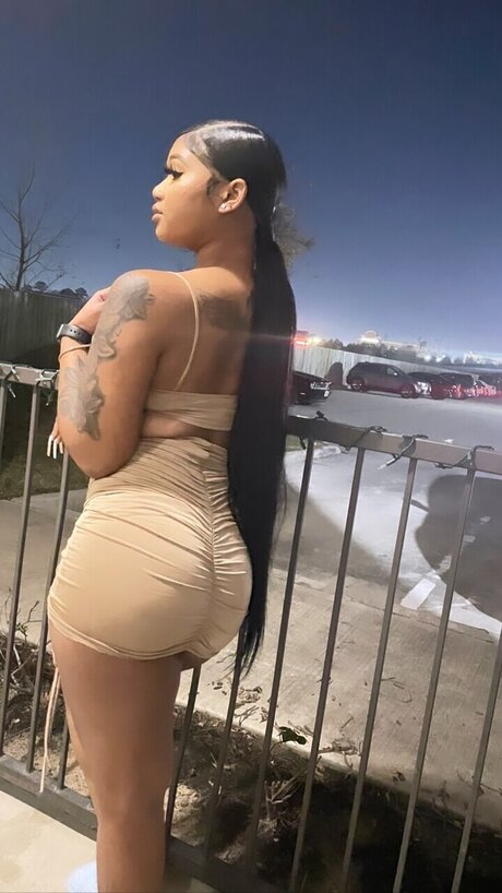 Naken lekkede OnlyFans-bilde av A