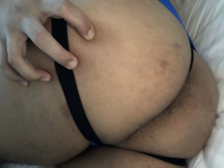 Naken lekkede OnlyFans-bilde av Smalldikdude