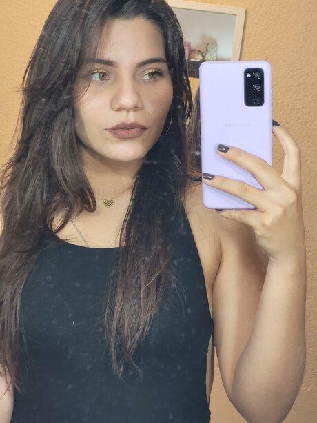 Naken läckt OnlyFans-bild av Diana