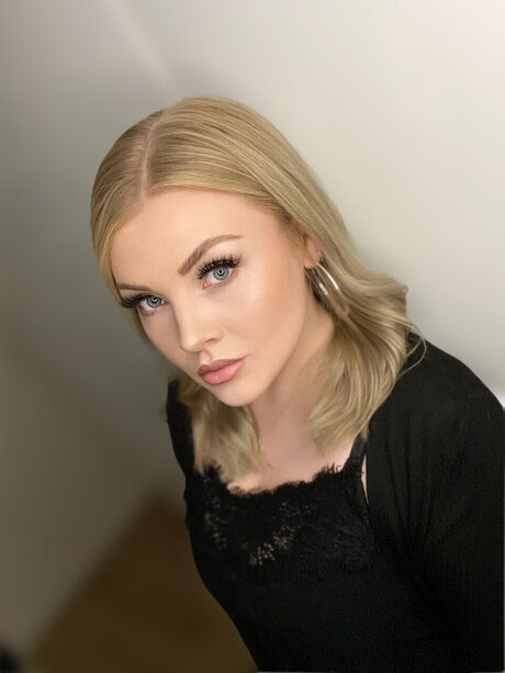 Naken lekkede OnlyFans-bilde av Beauty In Simplicity