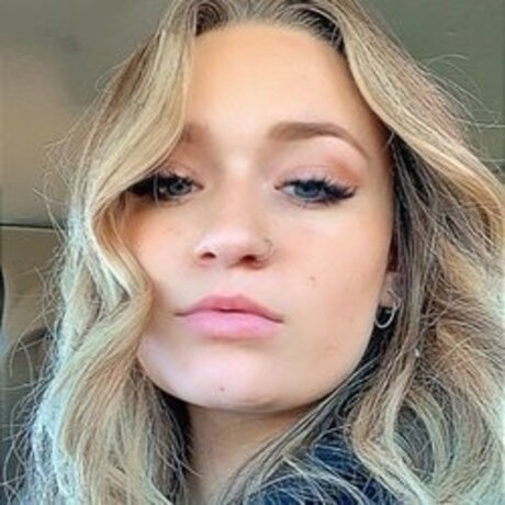 Naken lekkede OnlyFans-bilde av Shay