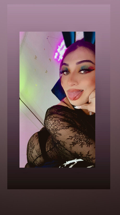 Alaston vuotanut OnlyFans-kuva Tsnatalie