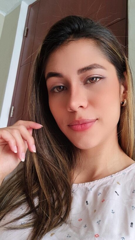 Naken läckt OnlyFans-bild av Wewereyoung28