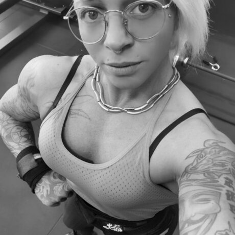Naken lekkede OnlyFans-bilde av Soniaso
