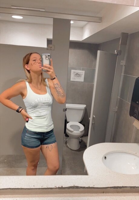 Nagie wyciekłe zdjęcie OnlyFans od Jaybird
