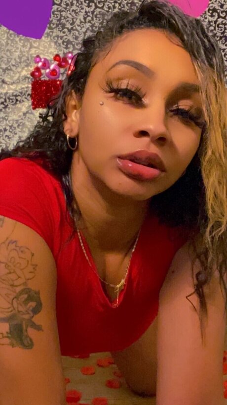 Naken läckt OnlyFans-bild av Nvbbyenvy