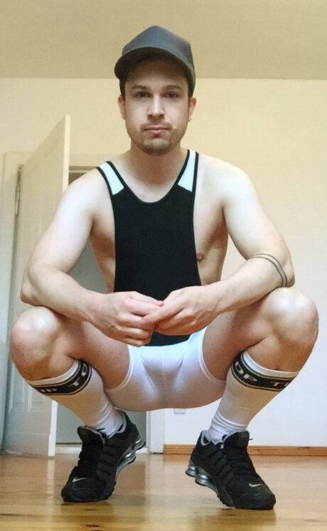Naakte gelekte OnlyFans-foto van Lycrachris