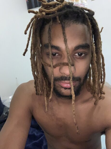 Naken lekkede OnlyFans-bilde av U19097785