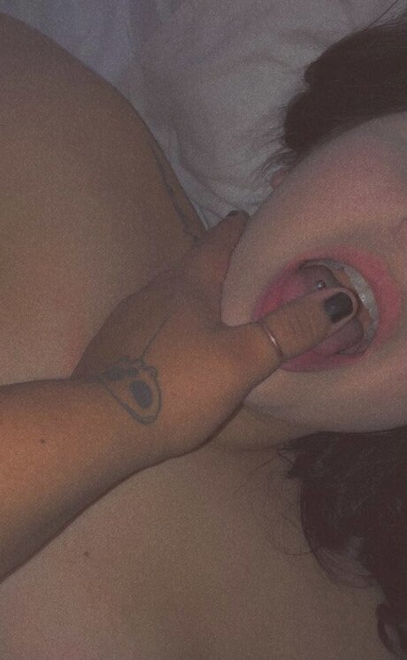 Naken läckt OnlyFans-bild av Xxaprfxx
