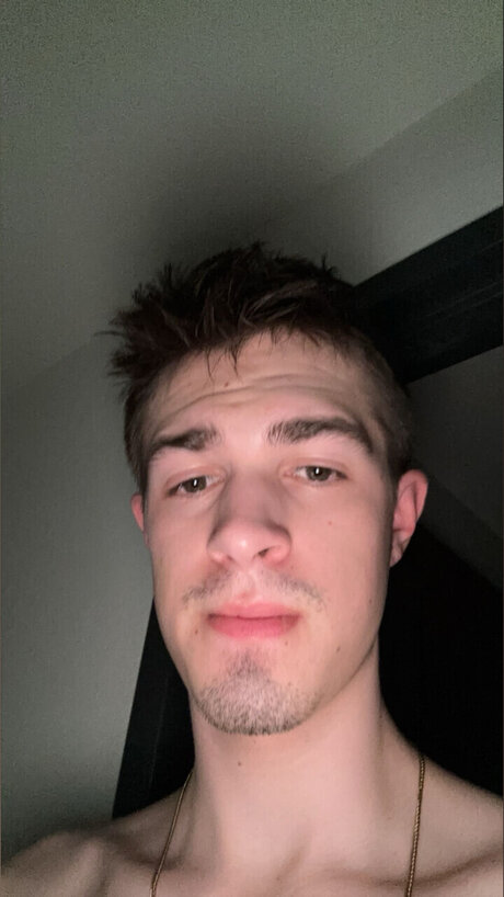 Naken läckt OnlyFans-bild av Dylan