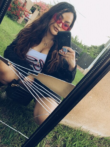 Naken lekkede OnlyFans-bilde av Anastacia