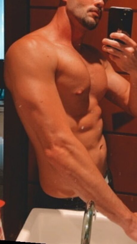 Nacktes geleaktes OnlyFans-Foto von Felipe Teuto