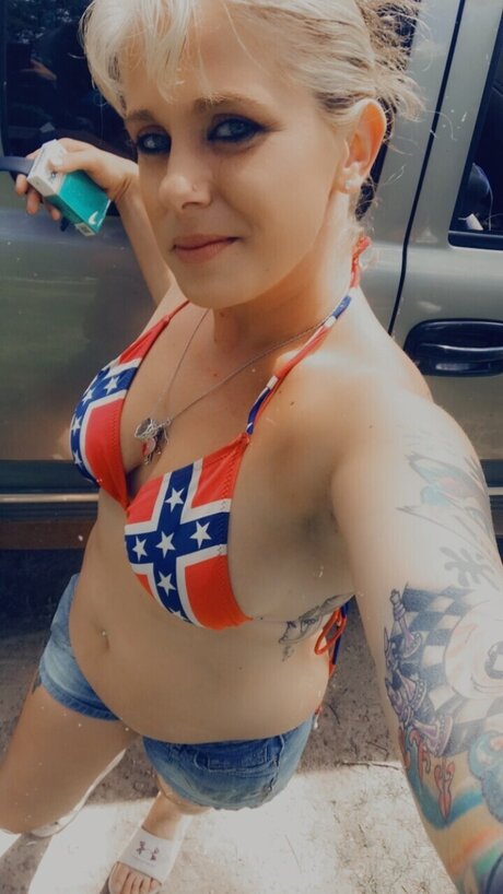 Naken läckt OnlyFans-bild av Sweet Dreams