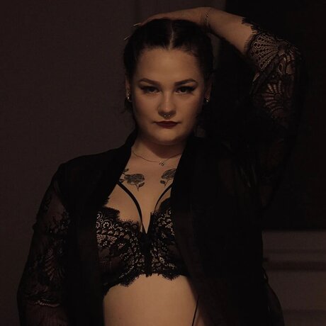 Naken lekkede OnlyFans-bilde av Nachachana