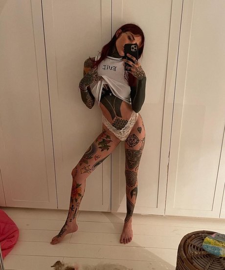 Nahá fotka uniklých OnlyFans od Candelaria Tinelli