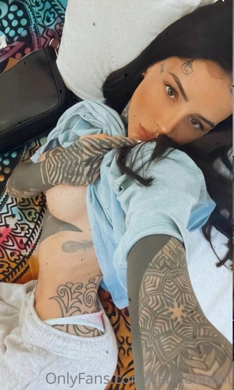 Nahá fotka uniklých OnlyFans od Candelaria Tinelli