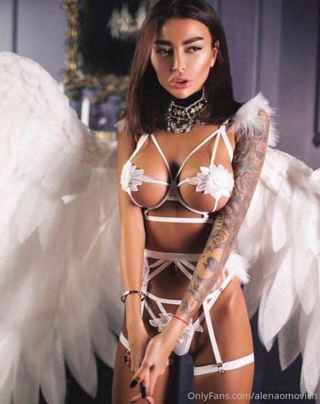 Alena Omovych