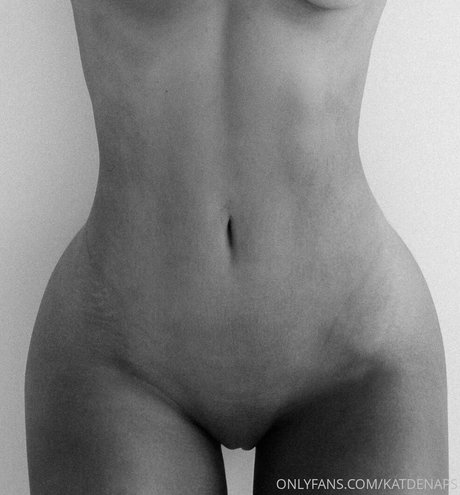 Foto di nudo di fuga di OnlyFans di Katarina De Napoli