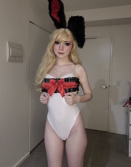 Naken lekkede OnlyFans-bilde av Elefire Grey