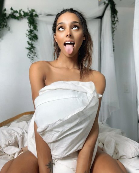 Angel Rhodes