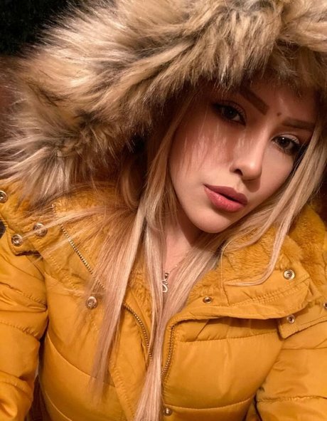 Naken lekkede OnlyFans-bilde av Stephanie Scarleth