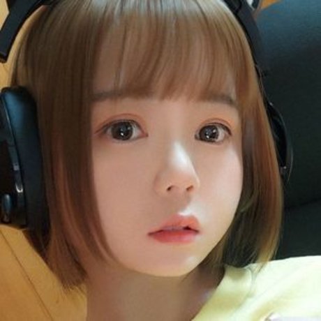Nikumikyo OnlyFans 유출 누드 사진