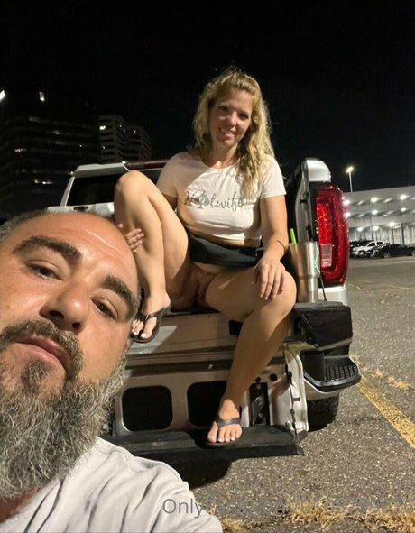 Hotwifekat