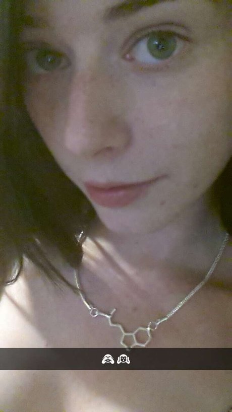 Nahá fotka uniklých OnlyFans od Forest Nymph